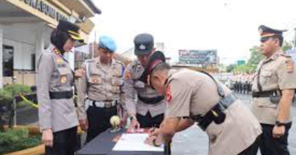 Upacara Sertijab Tandai Rotasi Pejabat Utama di Polres Sukabumi