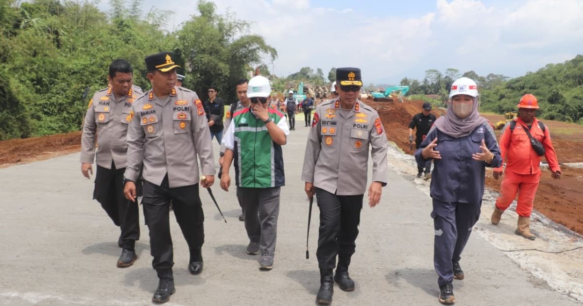 Kapolda Jabar Cek Kesiapan Tol Bocimi Seksi 3, Jalur Fungsional Disiapkan untuk Pangkas Kemacetan Arus Mudik 2026