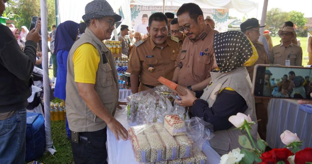 Bupati Sukabumi Buka Bazar Ramadan 1447 H, Produk Lokal Didorong Majukan Ekonomi Masyarakat