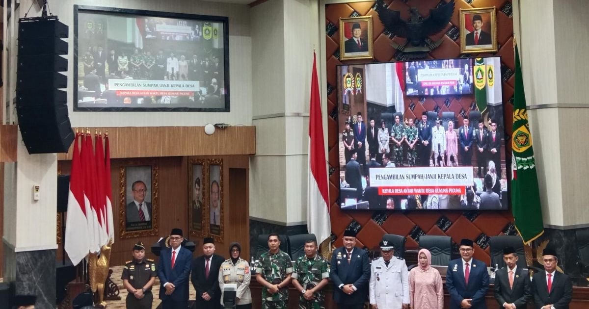 Bupati Bogor Rudy Susmanto Lantik Kepala Desa Gunung Picung Abdul Rohim