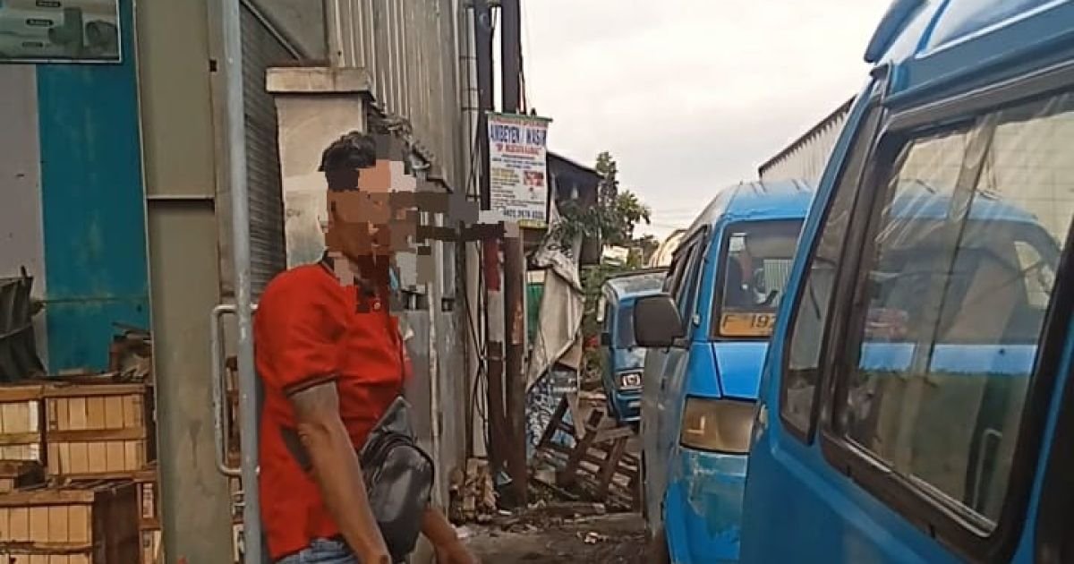 Sopir Angkot Cibinong–Cileungsi Ugal-Ugalan, Keselamatan Penumpang Diabaikan