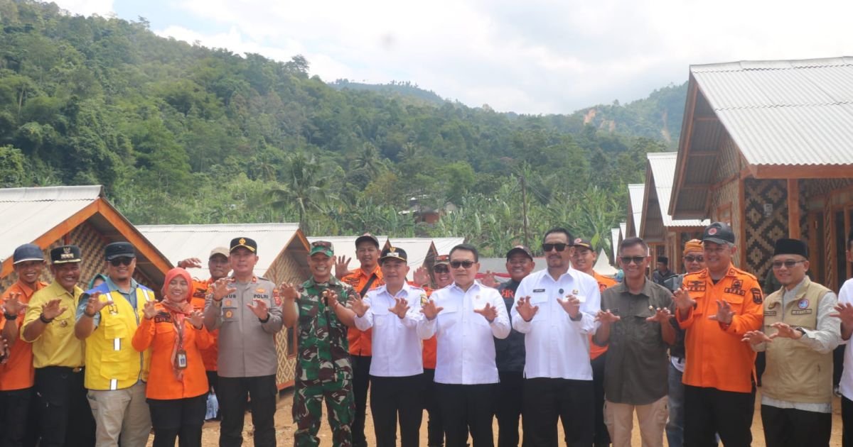 Peresmian Hunian Tetap Korban Bencana Tanah Longsor di Desa Sukarame, Kecamatan Cisolok, Kabupaten Sukabumi