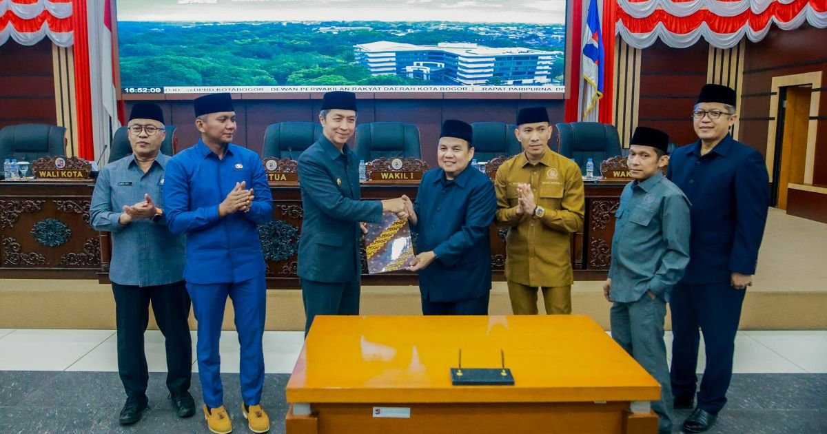 Rapat Paripurna DPRD, Dedie Rachim Sampaikan Penguatan Struktur Perangkat Daerah