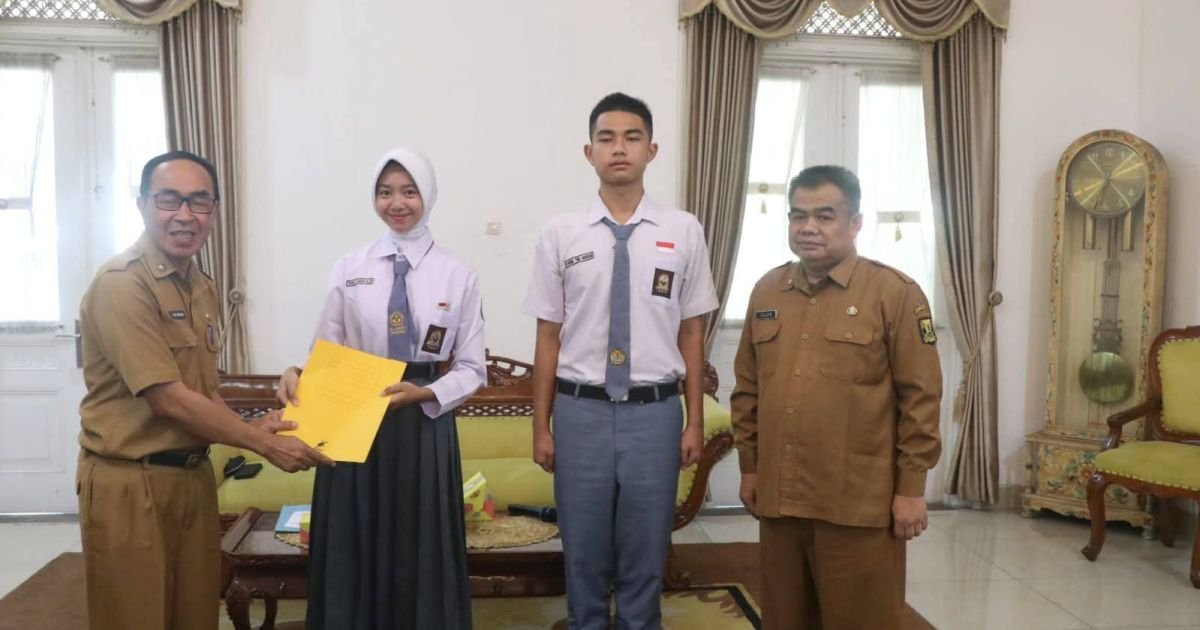 Sekda Kabupaten Sukabumi Lepas Putra Putri Terbaik Ikuti Seleksi Paskibraka Jawa Barat 2026