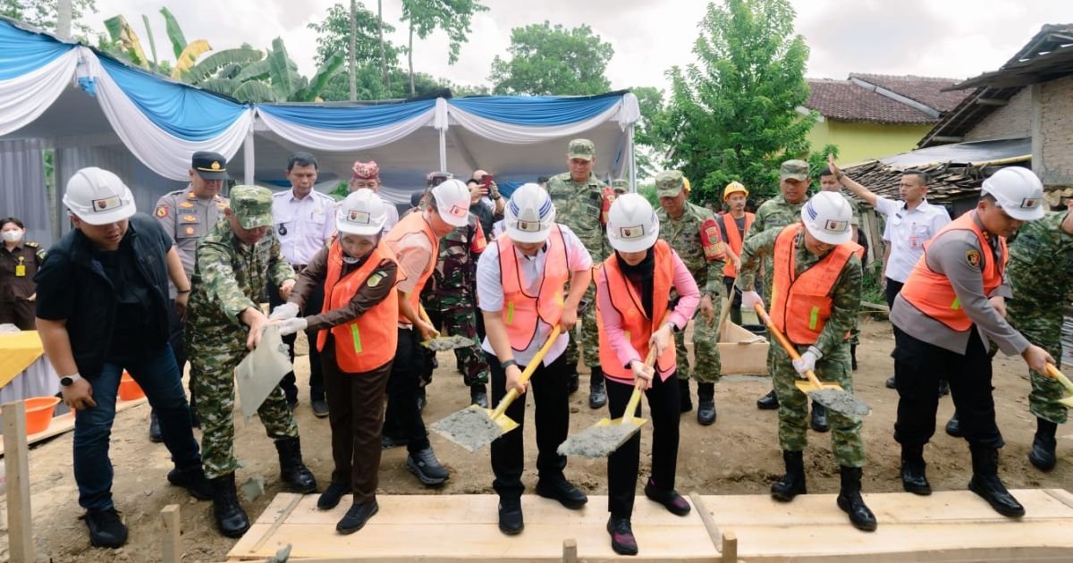 Dandim 0421/LS Pimpin Peletakan Batu Pertama Jembatan Perintis Garuda di Desa Sukaraja