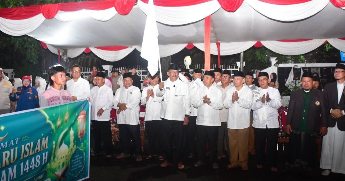Bupati Sukabumi Lepas Pawai Obor 1 Muharam, Simbol Semangat Hijriah Dan Pererat Kebersamaan Masyarakat