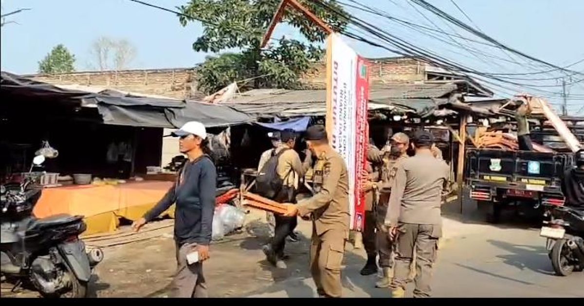 Pemkab Tangerang Pindahkan Puluhan Lapak Pedagang Liar ke Pasar Cisoka