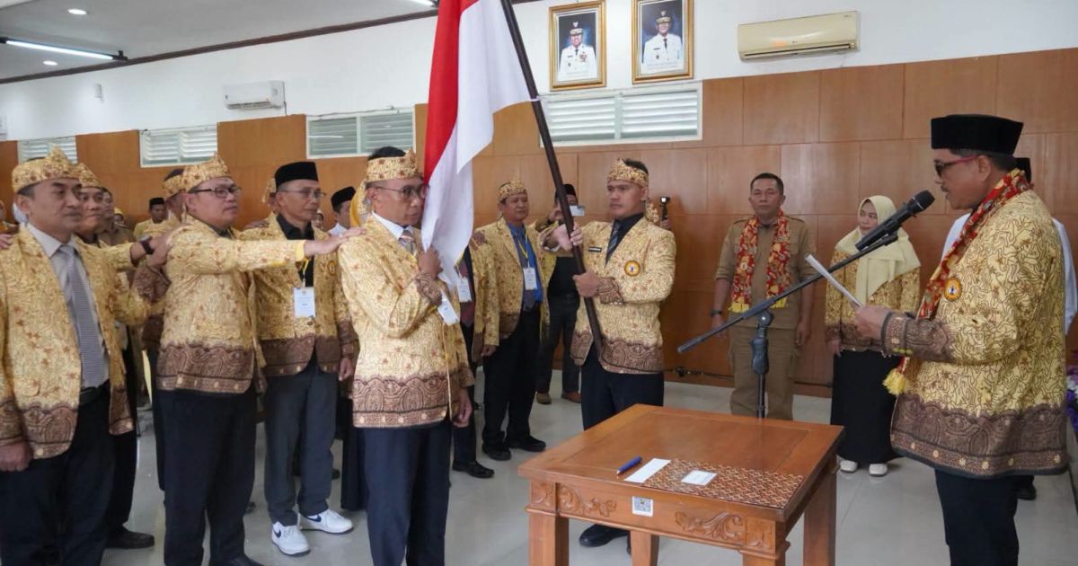 Pelantikan Pengurus APSI, Bupati Tegaskan Harus Jadi Penggerak  Peningkatan Kualitas Pembelajaran