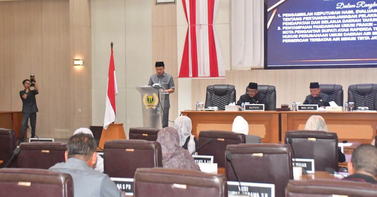 Rapat Paripurna Ke-11 DPRD Sukabumi Bahas Finalisasi APBD 2025 dan Raperda Perseroda Tirta Jaya